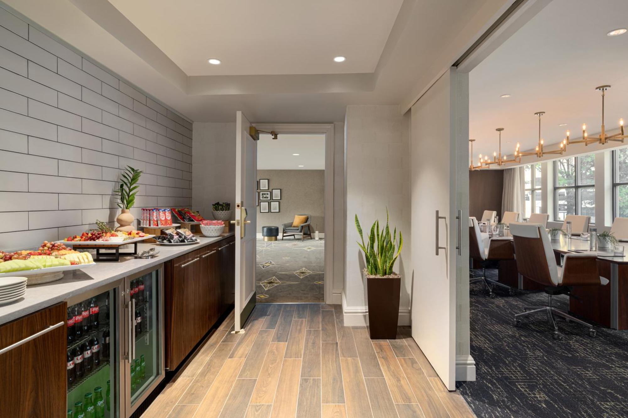 The American Downtown, Tapestry Collection By Hilton Hotel